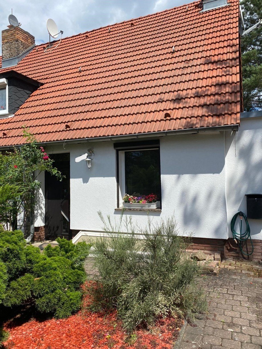 Frontansicht Reihenendhaus Berlin